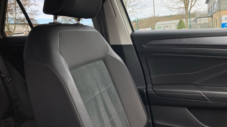 Volkswagen T-Roc 1.0 TSI Style 5dr Petrol Hatchback